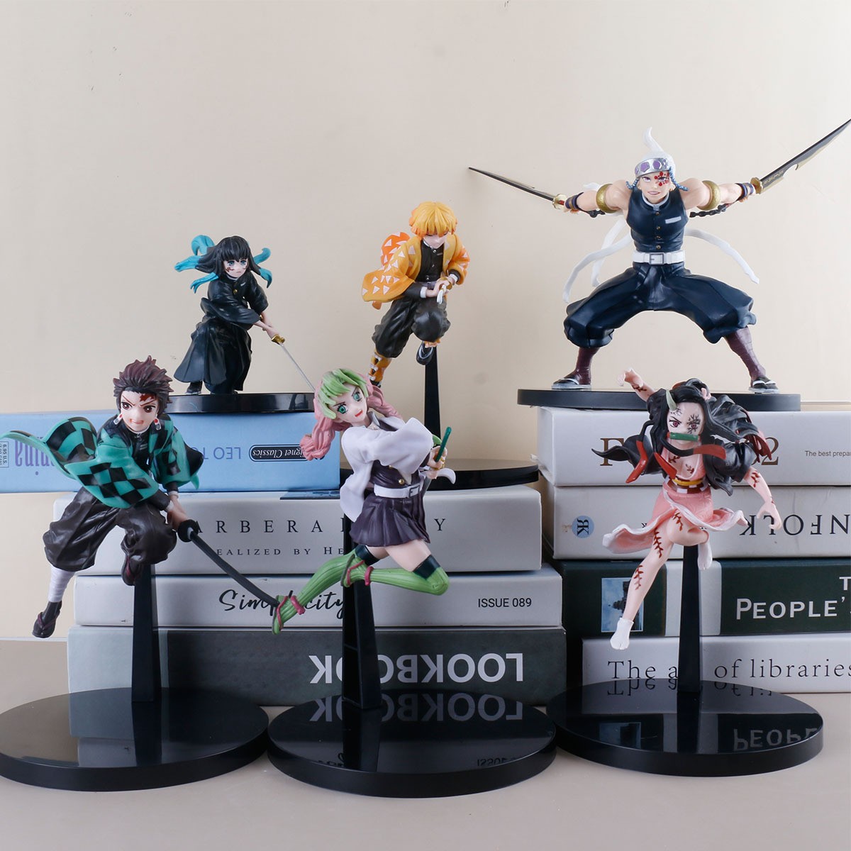 Anime Demon Slayer PVC Figures - огляд і ціна Model Kit Zenitsu