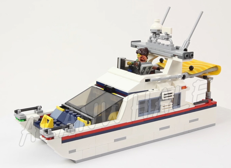 792pcs 3in1 Creative Vacation  - огляд і ціна Model Kit Yacht