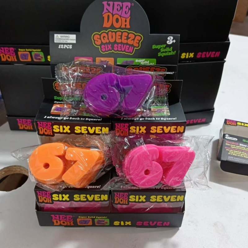 Six Seven Number TPR Squishy T - огляд і ціна Model Kit Eva