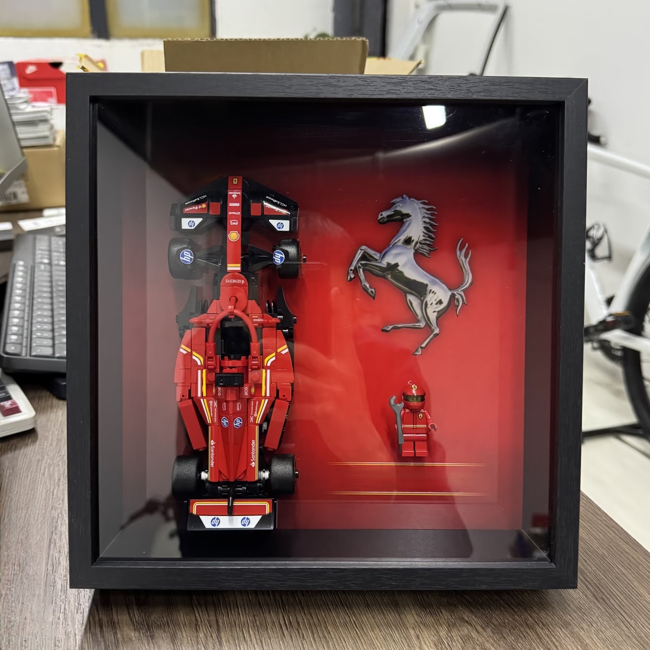 Display Wallboard Wall suitabl - огляд і ціна Model Kit Ferrari